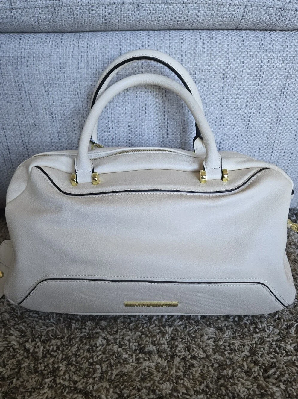 Steve Madden Bone Bkenzie  Satchel And Matching ID/Coin Purse